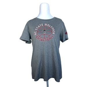 Adidas’s Gray NC State Wolfpack Basketball Logo Tee